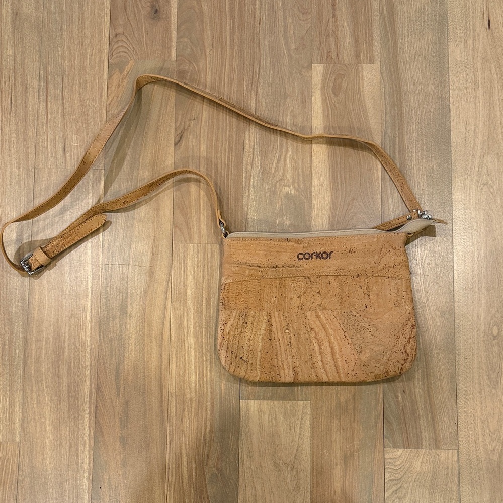 Corkor Natural Cork Crossbody Bag - Tan 7x 10